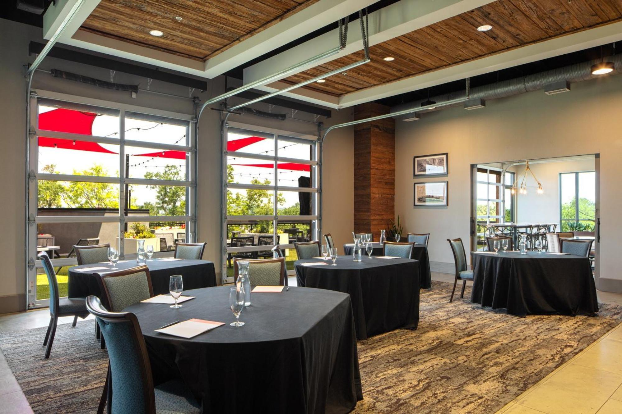 Hotel Indigo Tuscaloosa Downtown By Ihg Exterior photo